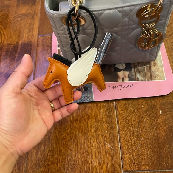 Bag charm - Picture 2 of 3